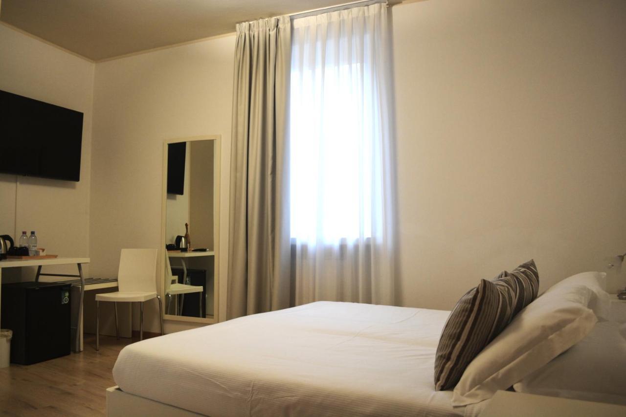 Albergo Alle Porte Riva del Garda Exterior foto